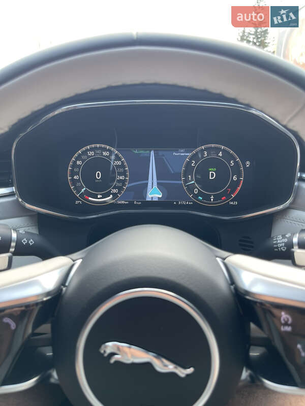 Седан Jaguar XF 2024 в Полтаве