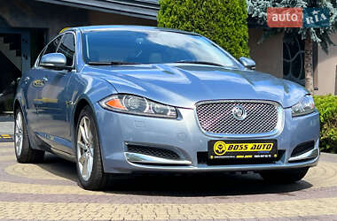Седан Jaguar XF 2013 в Львові