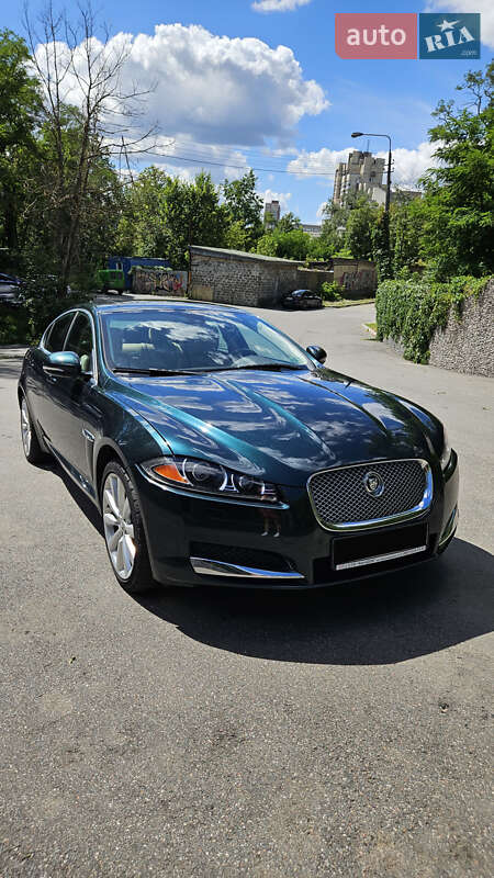 Jaguar XF 2013