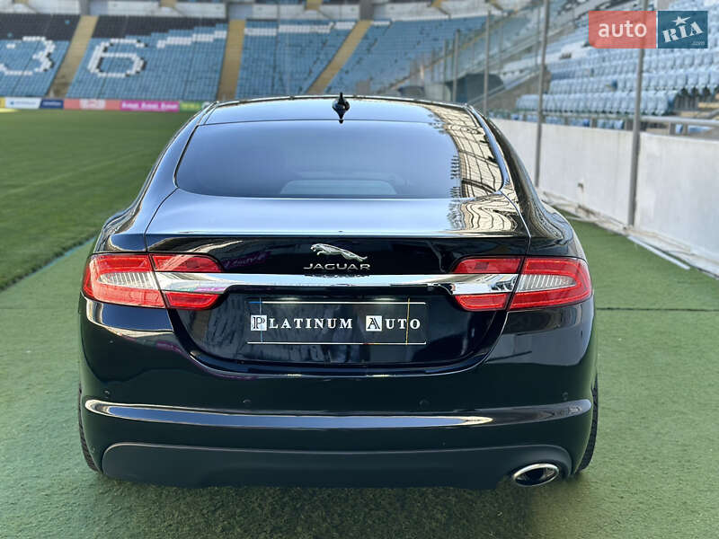 Седан Jaguar XF 2013 в Одессе