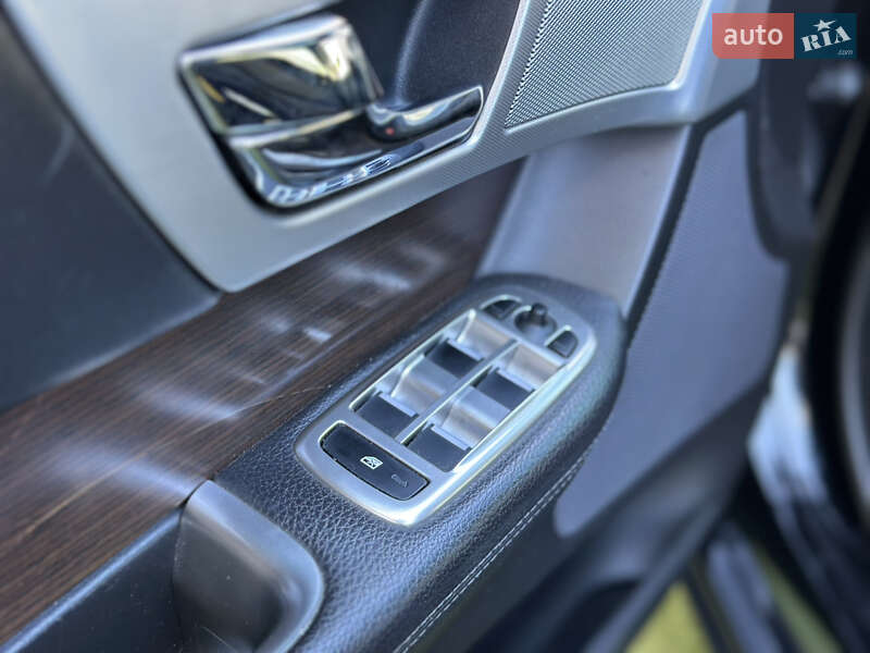 Седан Jaguar XF 2013 в Одессе