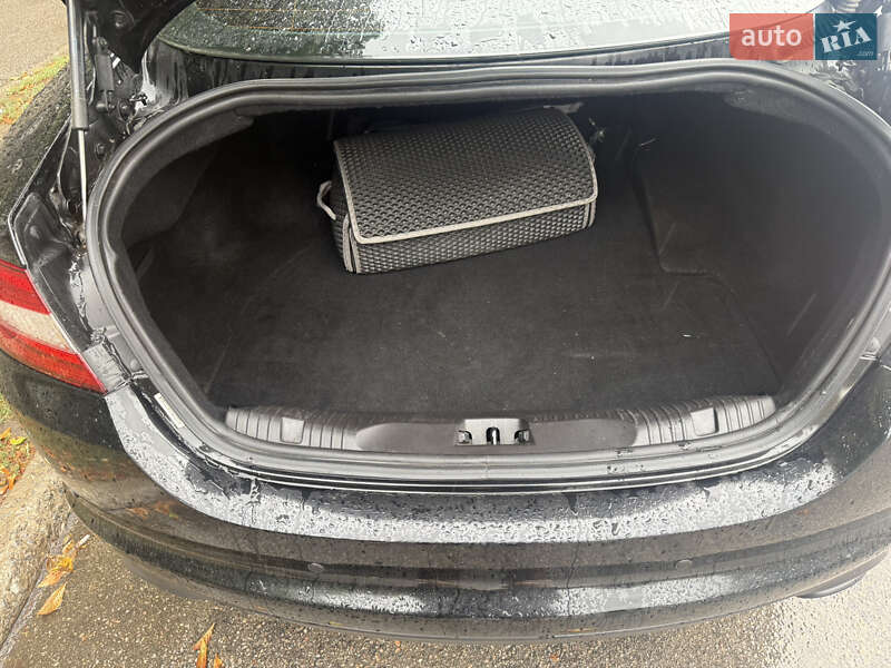 Седан Jaguar XF 2012 в Кропивницькому