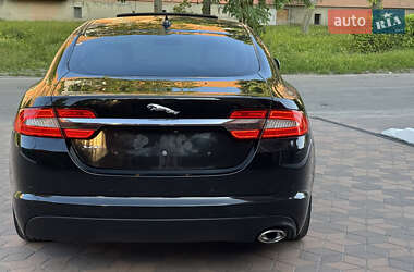 Седан Jaguar XF 2014 в 