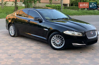 Седан Jaguar XF 2014 в 