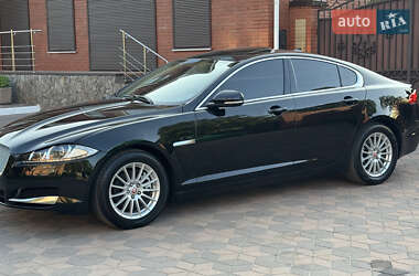Седан Jaguar XF 2014 в 