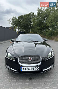 Седан Jaguar XF 2013 в 