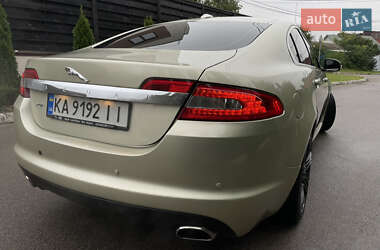 Седан Jaguar XF 2008 в 
