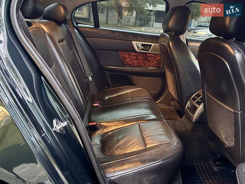 Седан Jaguar XF 2009 в Одессе
