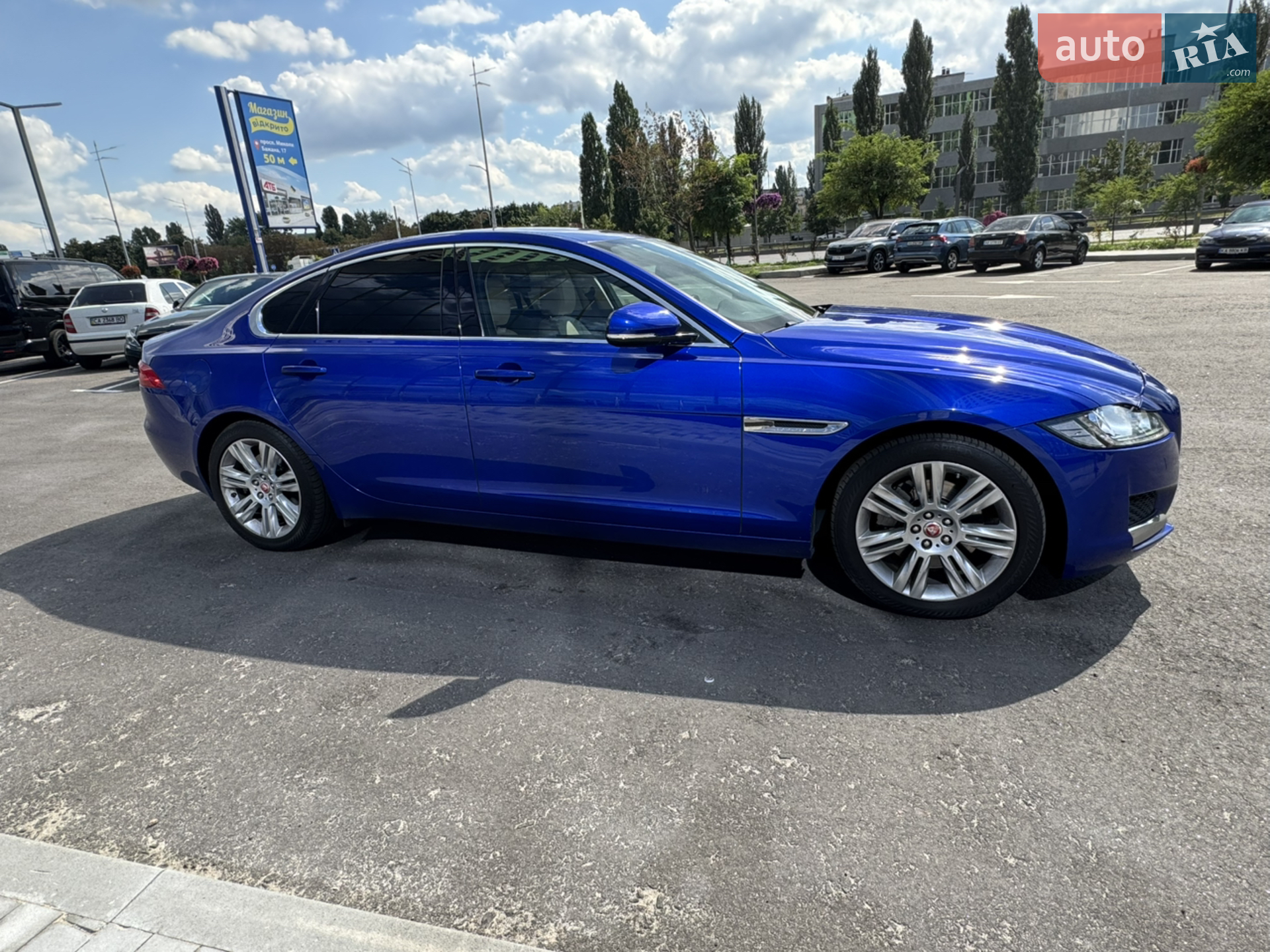 2016 Jaguar XF - мініатюра 16
