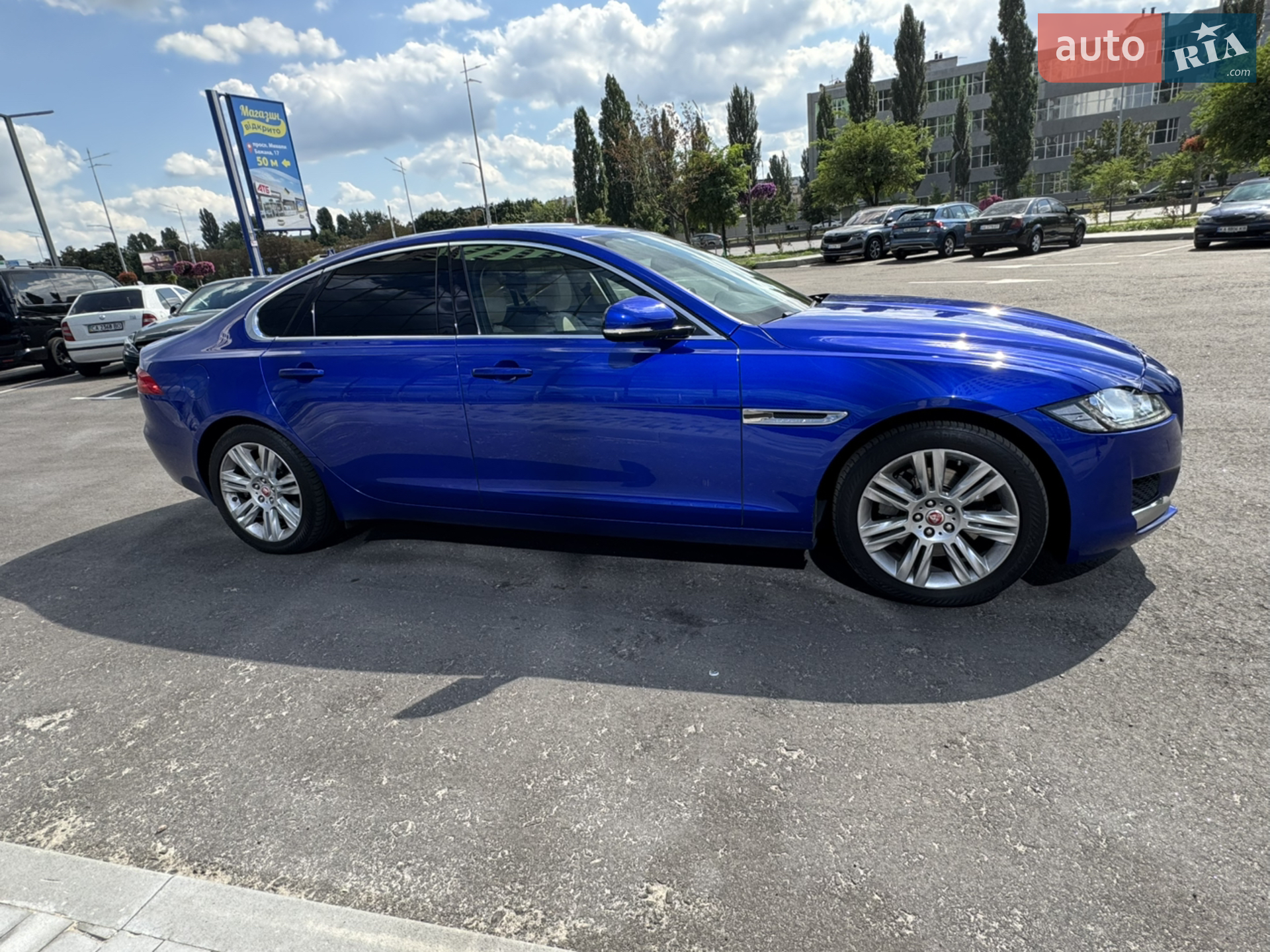 2016 Jaguar XF - мініатюра 18