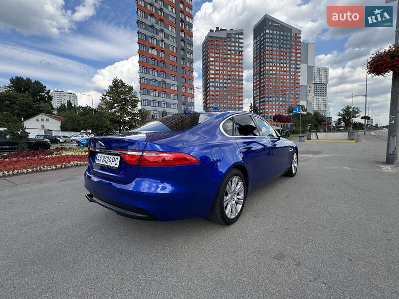 Седан Jaguar XF 2016 в Киеве фото 27 Седан Jaguar XF 2016 в Киеве
