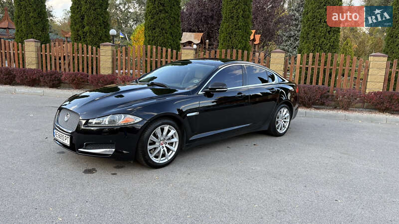 Седан Jaguar XF 2014 в Днепре