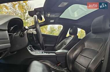Седан Jaguar XF 2016 в  фото 57 Седан Jaguar XF 2016 в