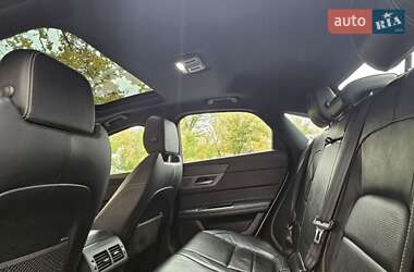 Седан Jaguar XF 2016 в  фото 68 Седан Jaguar XF 2016 в