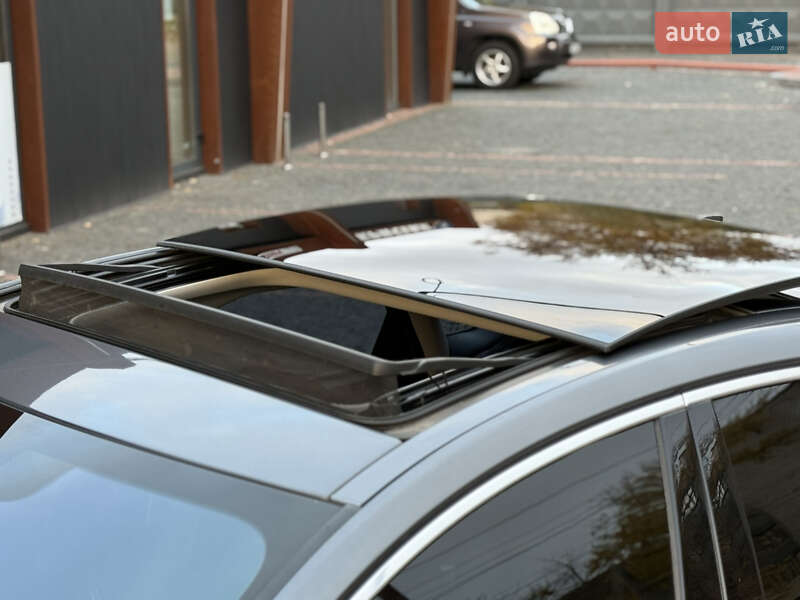 Седан Jaguar XF 2016 в Чернигове