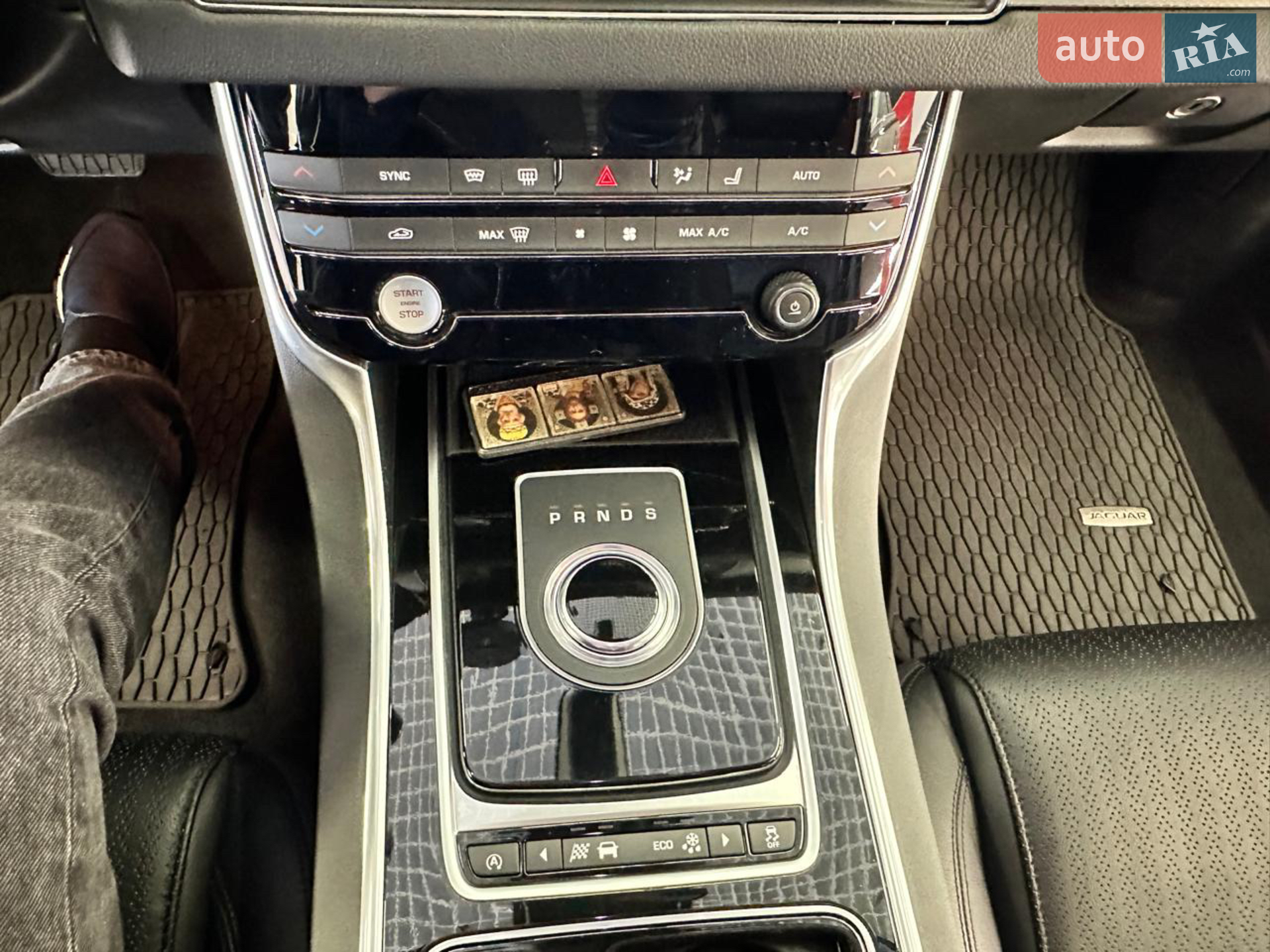 2016 Jaguar XF - мініатюра 25