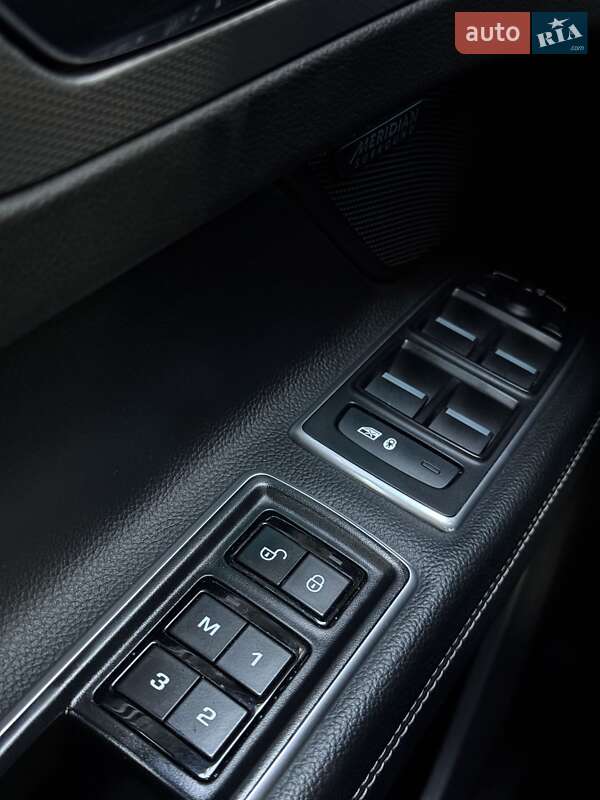 Седан Jaguar XF 2016 в Кривом Роге фото 14 Седан Jaguar XF 2016 в Кривом Роге