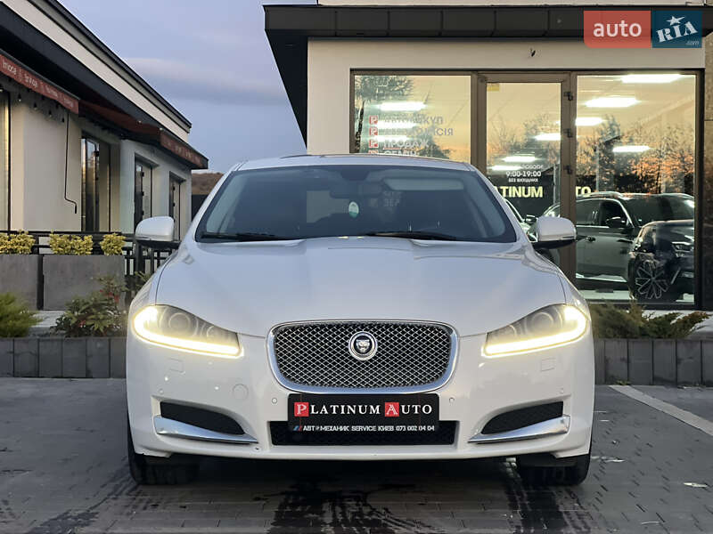 Седан Jaguar XF 2012 в Ужгороде фото 2 Седан Jaguar XF 2012 в Ужгороде