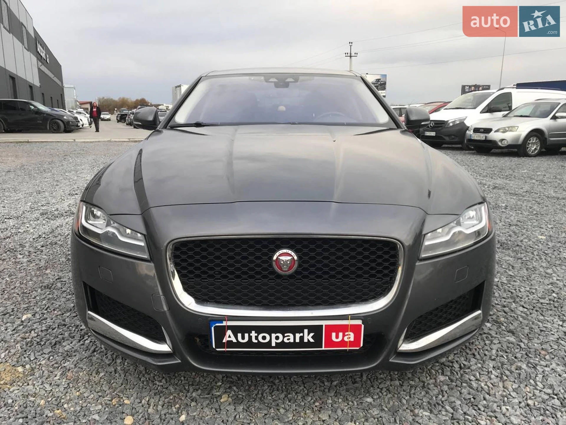 2016 Jaguar XF - мініатюра 2