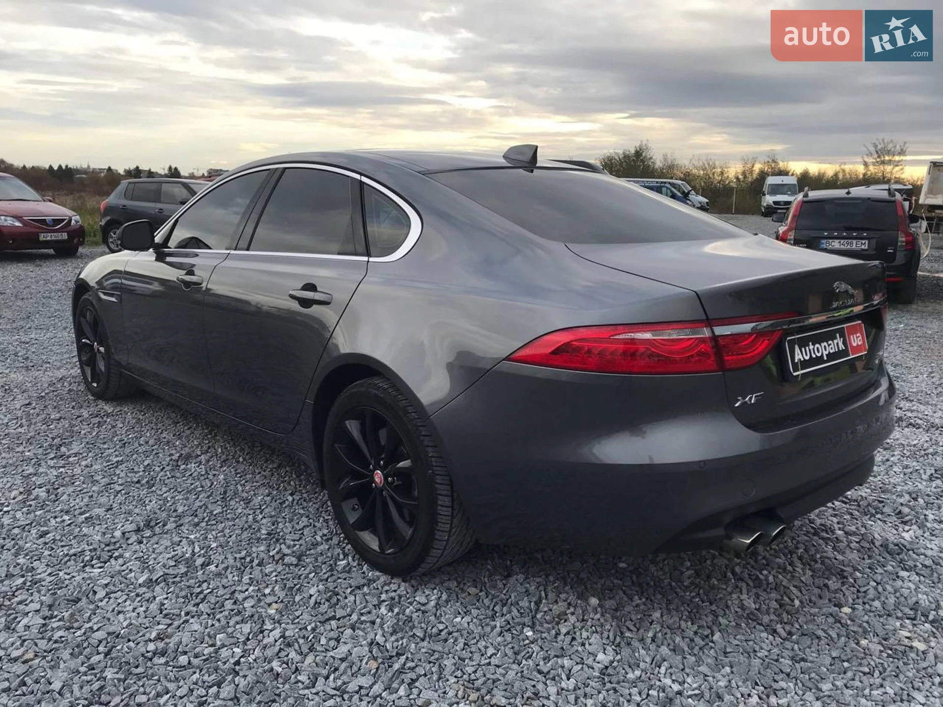 2016 Jaguar XF - мініатюра 9