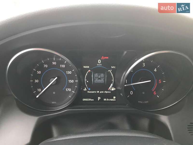 Седан Jaguar XF 2016 в Львове