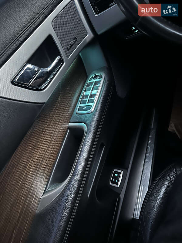 Седан Jaguar XF 2014 в Києві