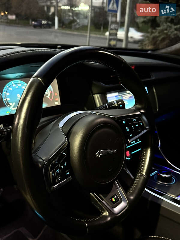 Седан Jaguar XF 2017 в Одесі фото 15 Седан Jaguar XF 2017 в Одесі