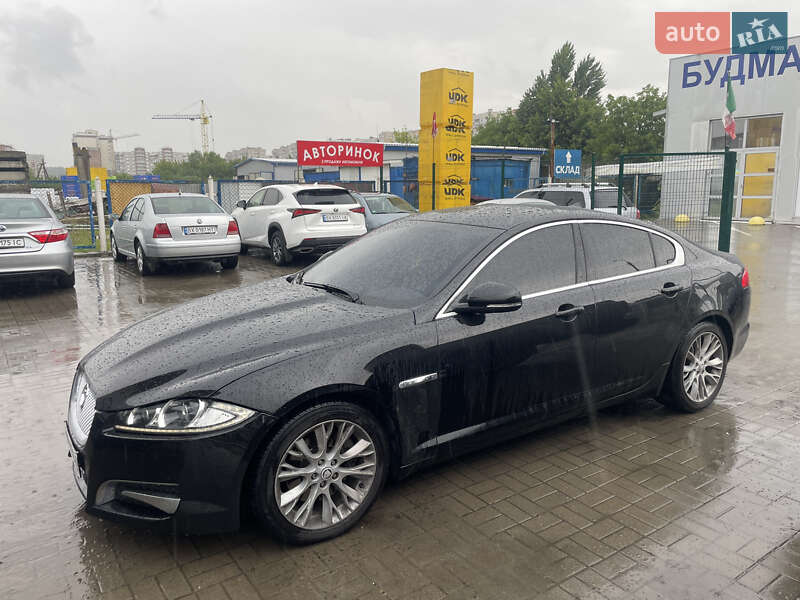 Седан Jaguar XF 2013 в Хмельницком