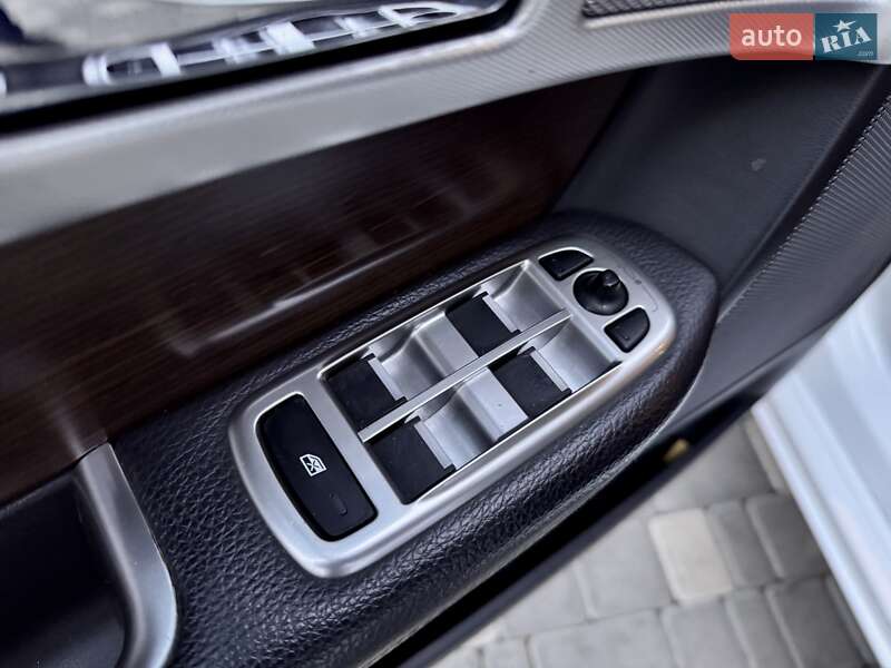 Седан Jaguar XF 2014 в Одессе фото 35 Седан Jaguar XF 2014 в Одессе