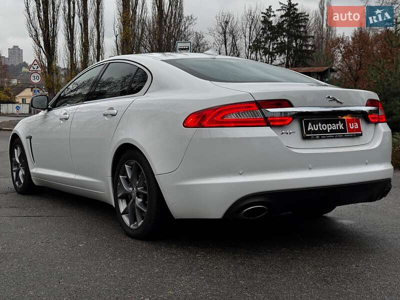 Седан Jaguar XF 2013 в Киеве фото 17 Седан Jaguar XF 2013 в Киеве