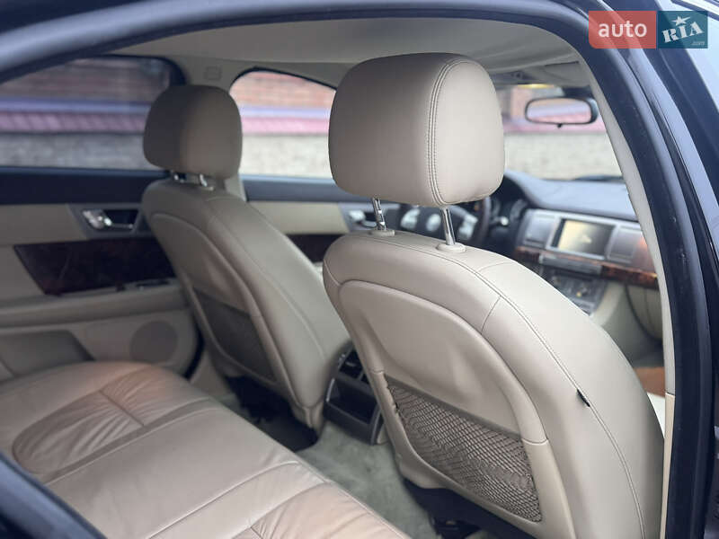 Седан Jaguar XF 2008 в Одессе