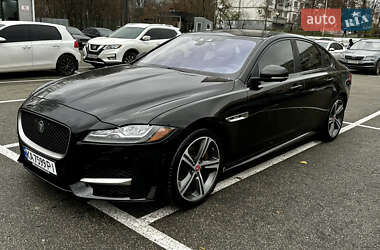 Седан Jaguar XF 2016 в Києві