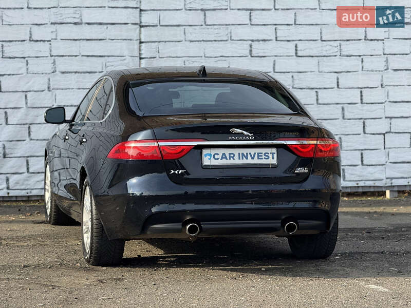 Седан Jaguar XF 2016 в Києві