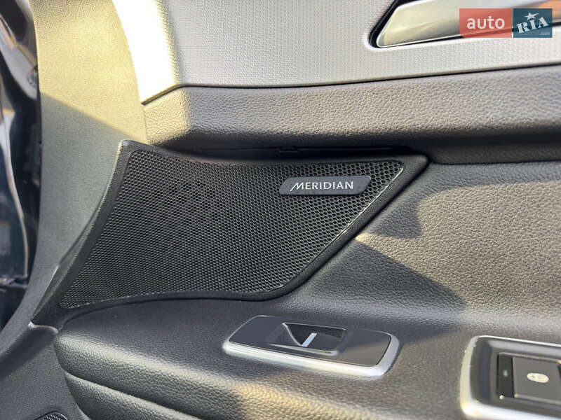 Седан Jaguar XF 2016 в Києві