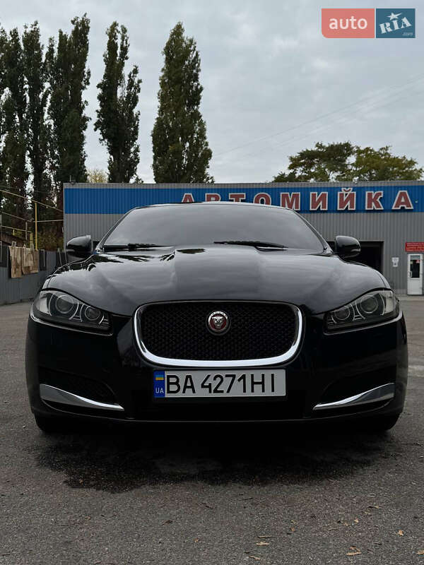 Седан Jaguar XF 2012 в Кропивницком