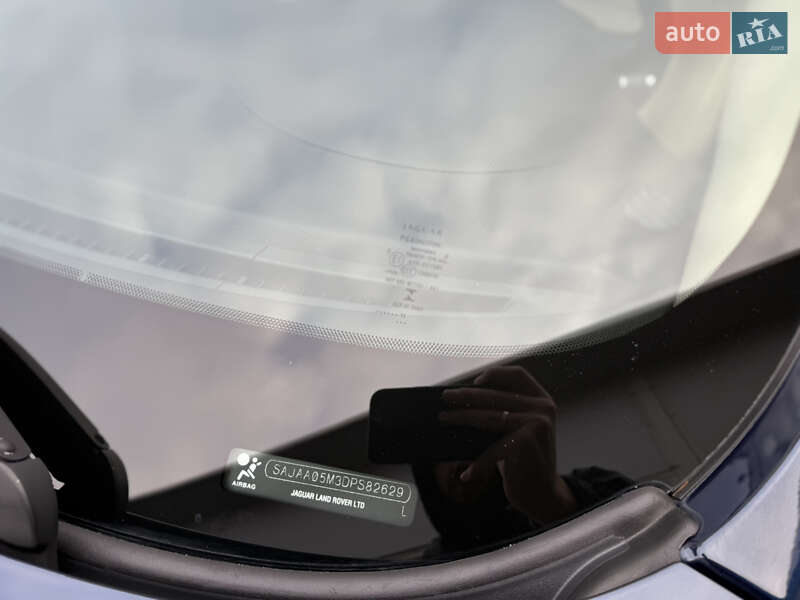 Седан Jaguar XF 2013 в Києві