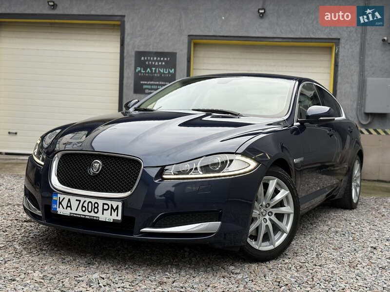 Седан Jaguar XF 2013 в Києві
