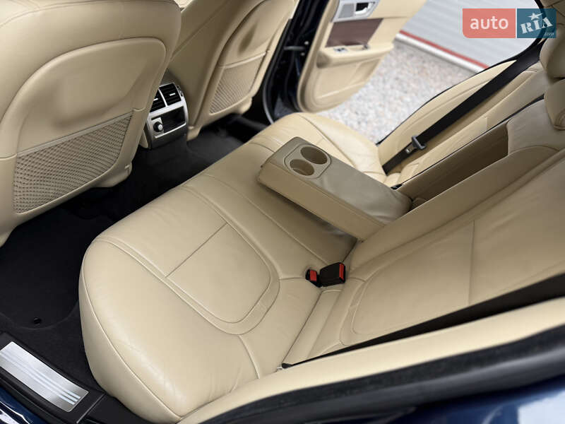Седан Jaguar XF 2013 в Києві