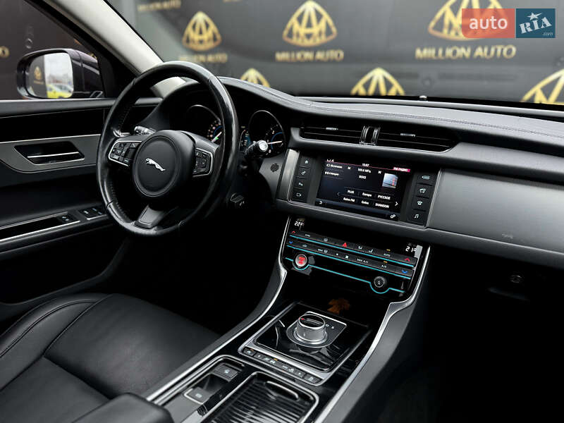Седан Jaguar XF 2016 в Києві фото 17 Седан Jaguar XF 2016 в Києві