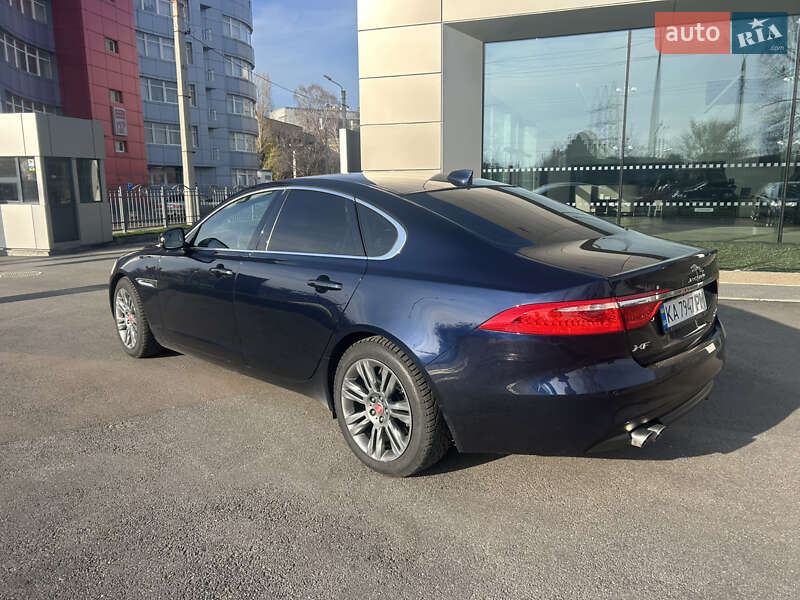 Седан Jaguar XF 2020 в Харкові
