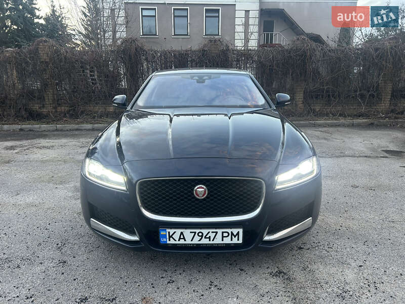 Седан Jaguar XF 2020 в Харкові