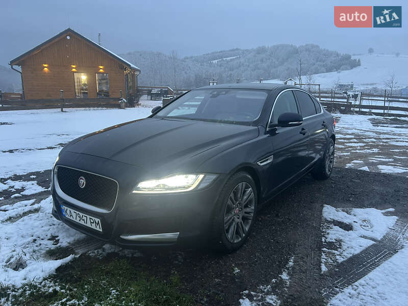 Седан Jaguar XF 2020 в Харкові