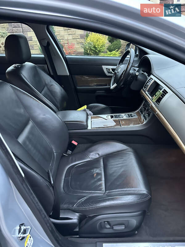 Універсал Jaguar XF 2015 в Житомирі фото 25 Універсал Jaguar XF 2015 в Житомирі