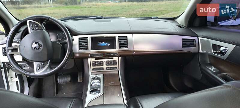 Седан Jaguar XF 2014 в Одесі фото 12 Седан Jaguar XF 2014 в Одесі