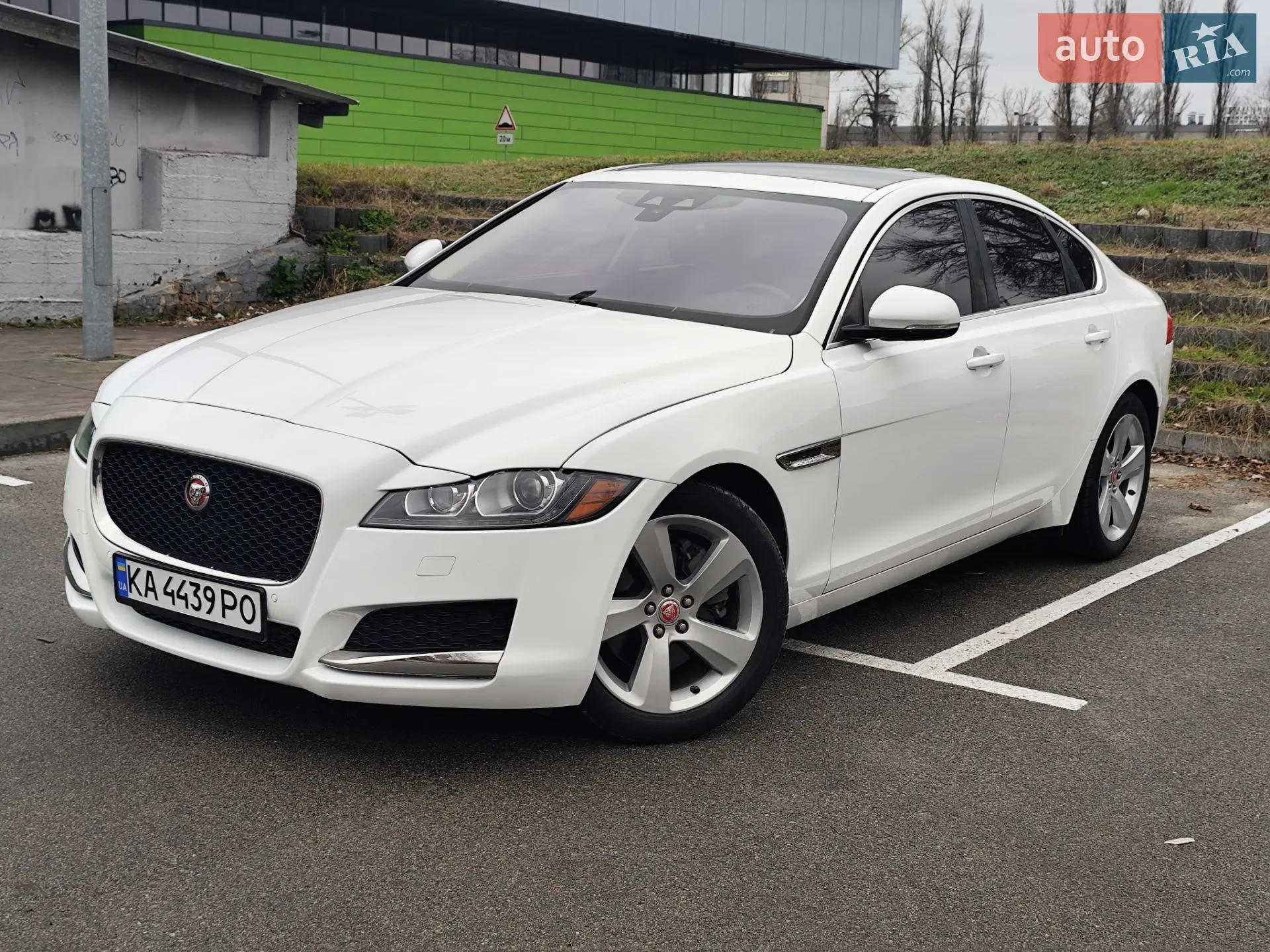 2017 Jaguar XF - мініатюра 7