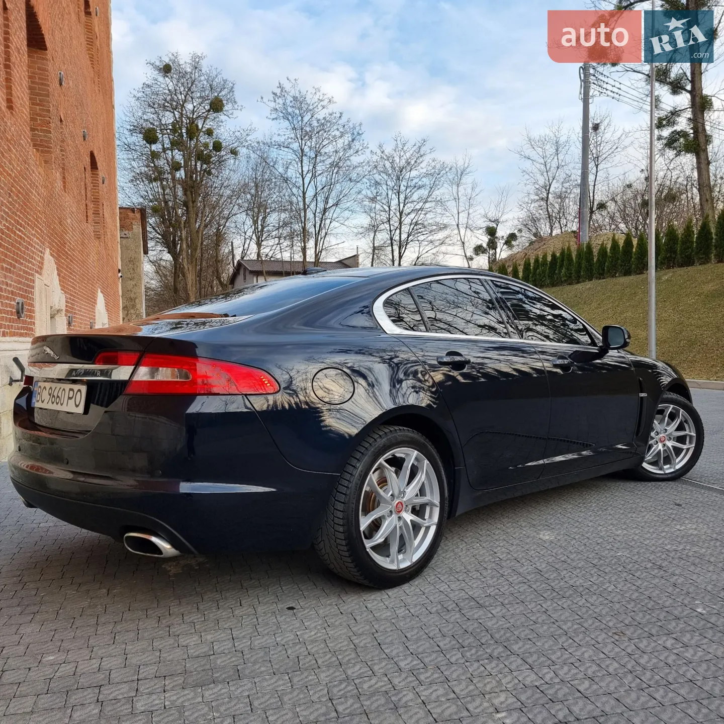 2011 Jaguar XF - мініатюра 5