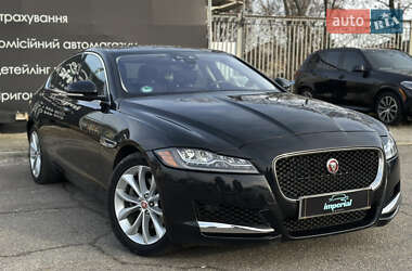 Седан Jaguar XF 2018 в Харкові