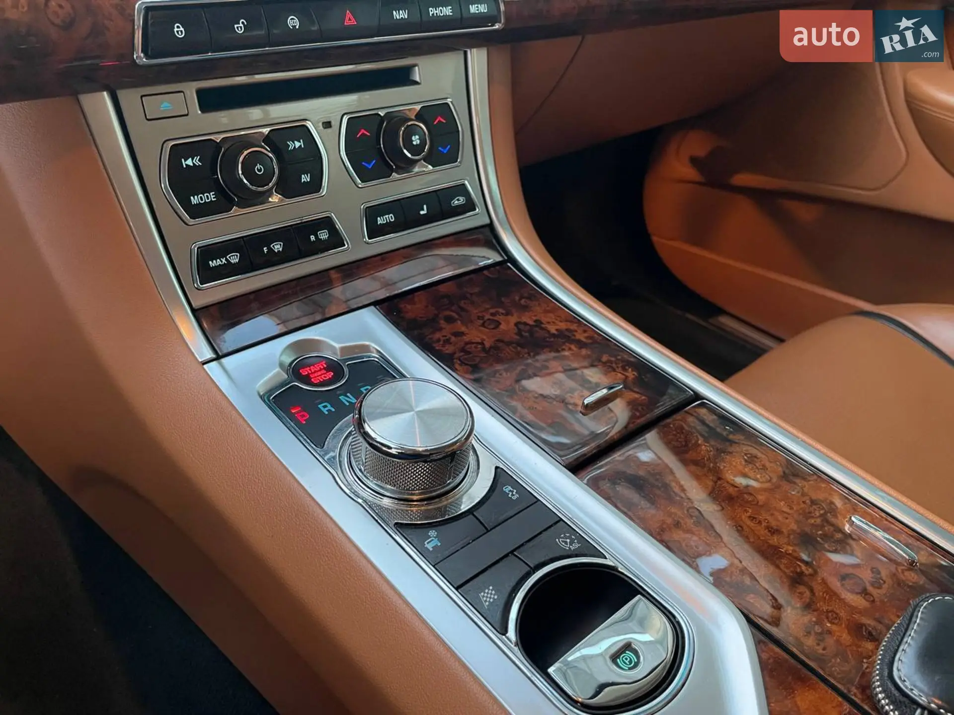 2014 Jaguar XF - мініатюра 42