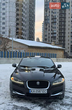 Седан Jaguar XF 2013 в Киеве