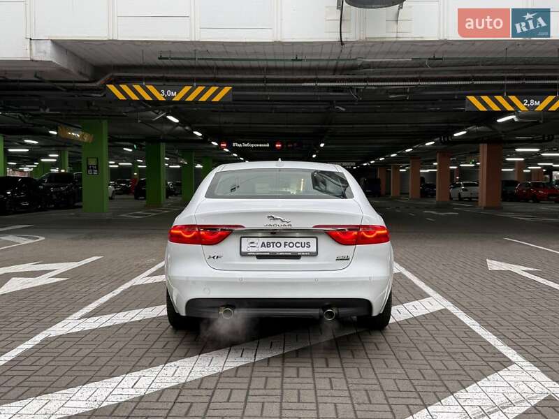 Седан Jaguar XF 2017 в Киеве фото 6 Седан Jaguar XF 2017 в Киеве